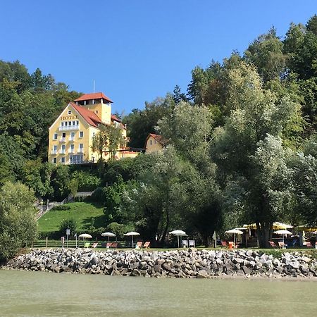 Hotel-Restaurant Faustschloessl Feldkirchen an der Donau Zewnętrze zdjęcie