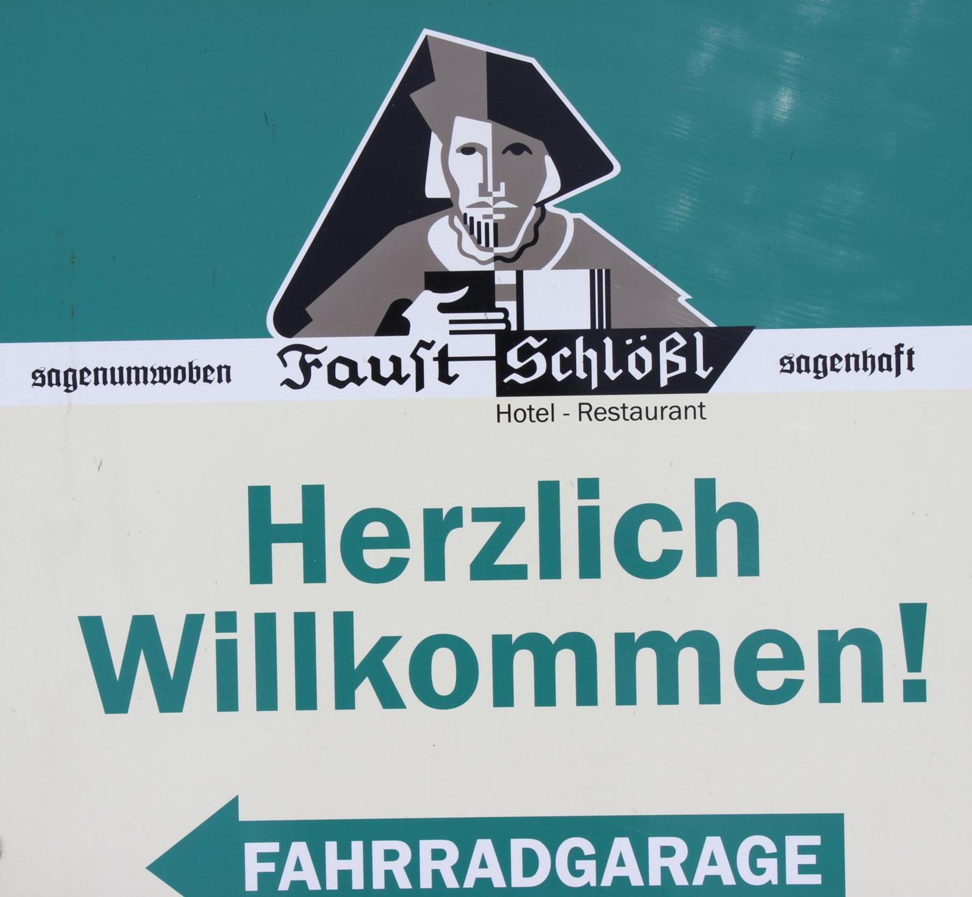 Hotel-Restaurant Faustschloessl Feldkirchen an der Donau Zewnętrze zdjęcie