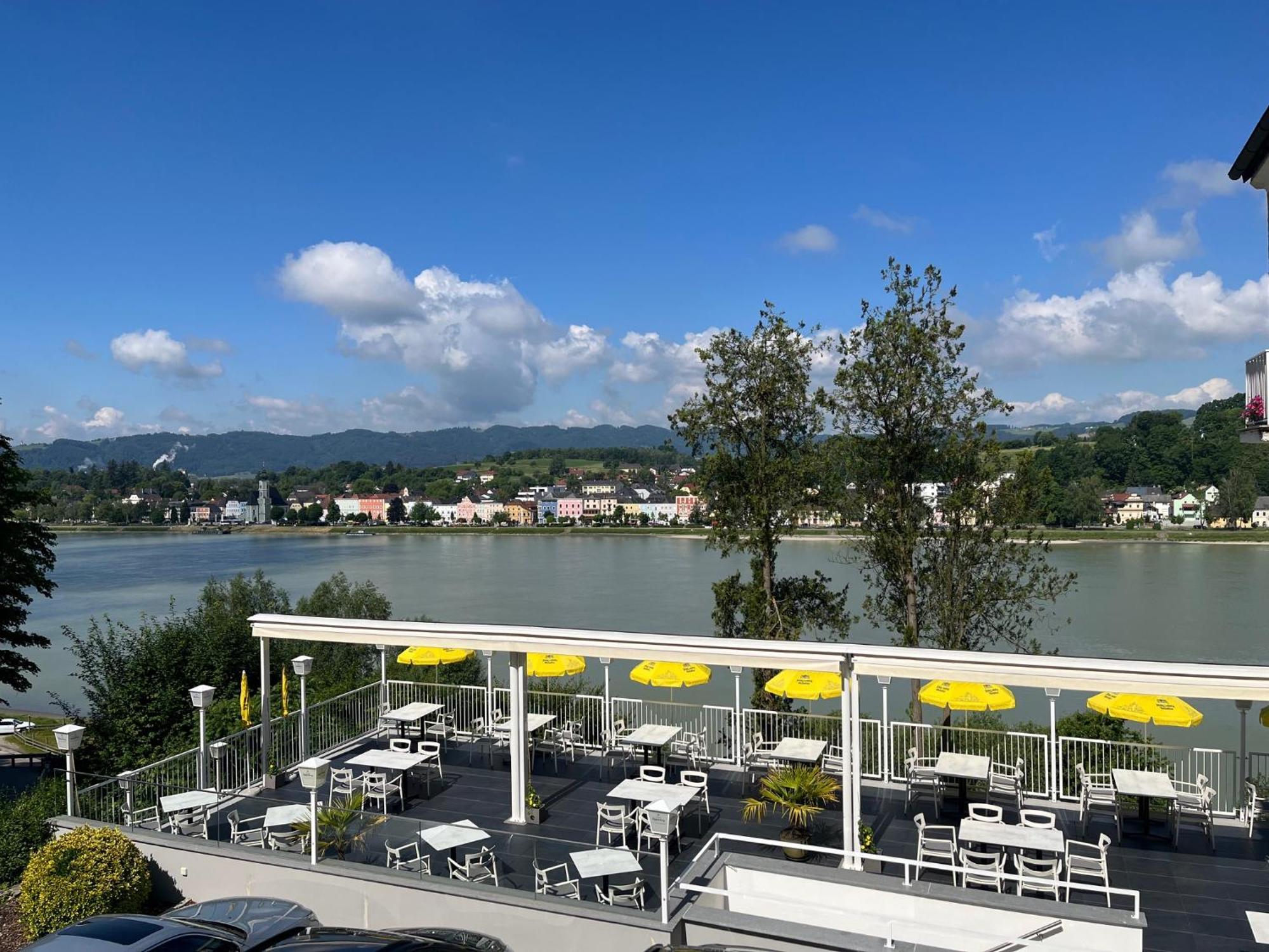 Hotel-Restaurant Faustschloessl Feldkirchen an der Donau Zewnętrze zdjęcie