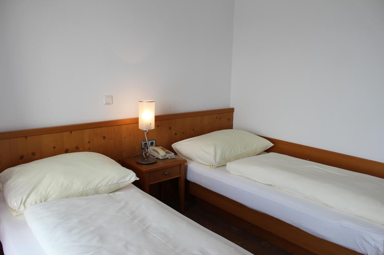 Hotel-Restaurant Faustschloessl Feldkirchen an der Donau Zewnętrze zdjęcie