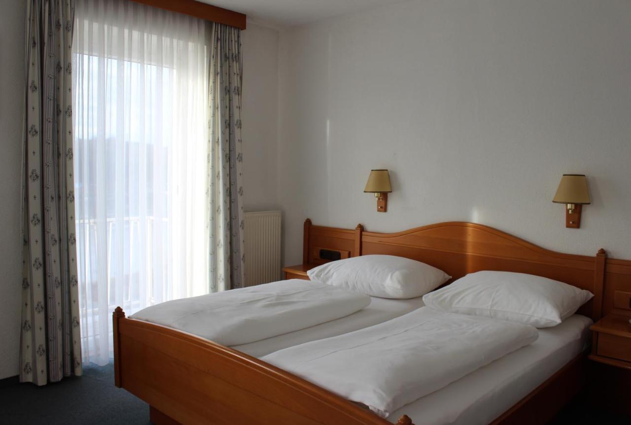 Hotel-Restaurant Faustschloessl Feldkirchen an der Donau Zewnętrze zdjęcie