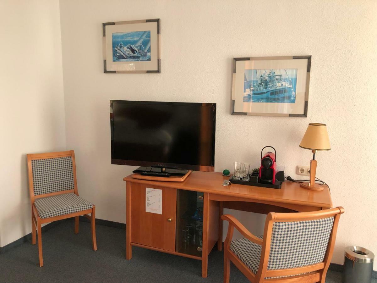 Hotel-Restaurant Faustschloessl Feldkirchen an der Donau Zewnętrze zdjęcie
